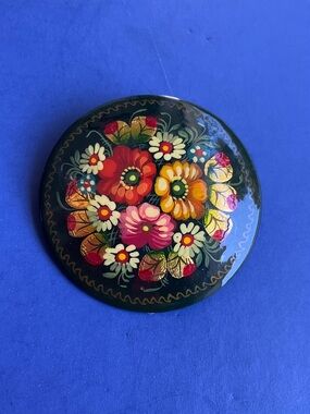 Russian hand painted lacquer pin